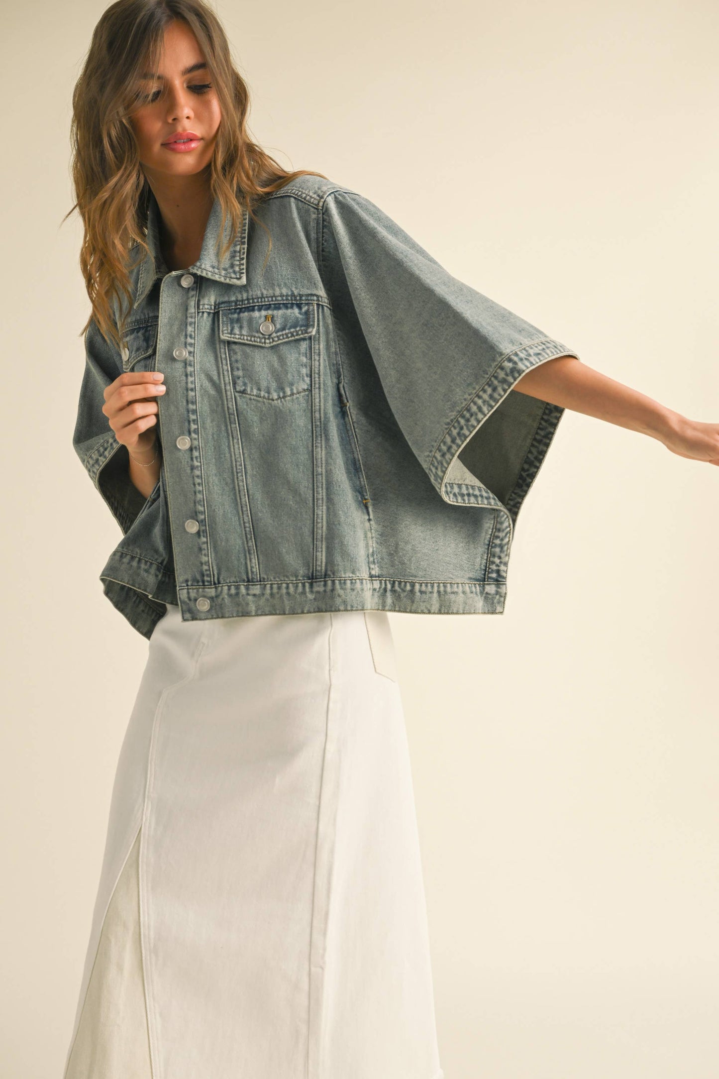 CAPE STYLE DENIM JACKET: DENIM