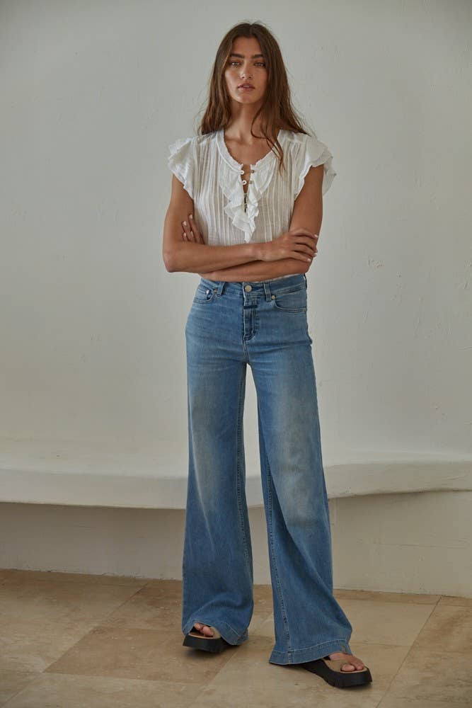 Woven Cotton Linen Button V-Neck Short Sleeve Top: Wine