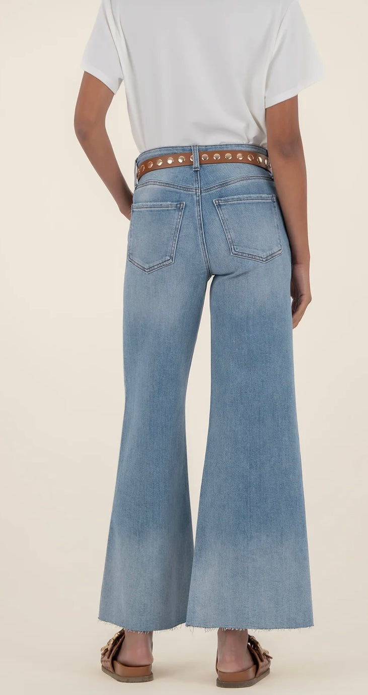 KUT RYAN HIGH RISE
FAB AB