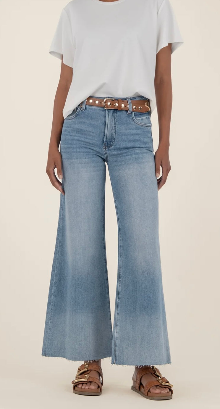 KUT RYAN HIGH RISE
FAB AB