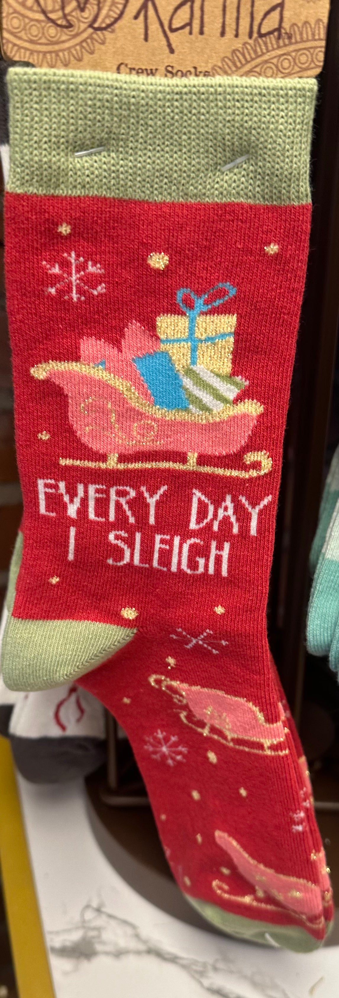 Every Day I Sleigh look