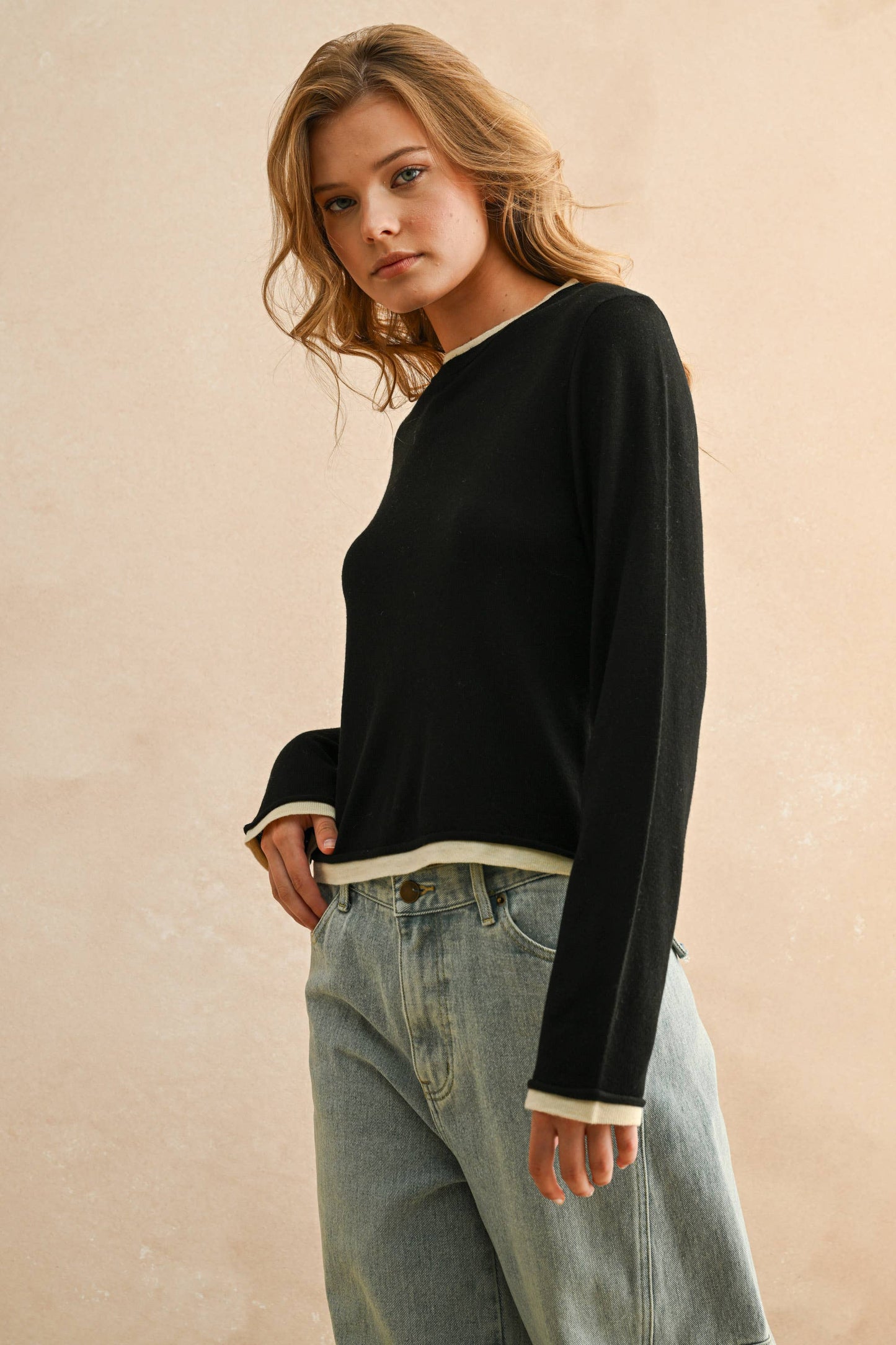 LONG SLEEVE LOOKS LAYERED KNITTED TOP: Black