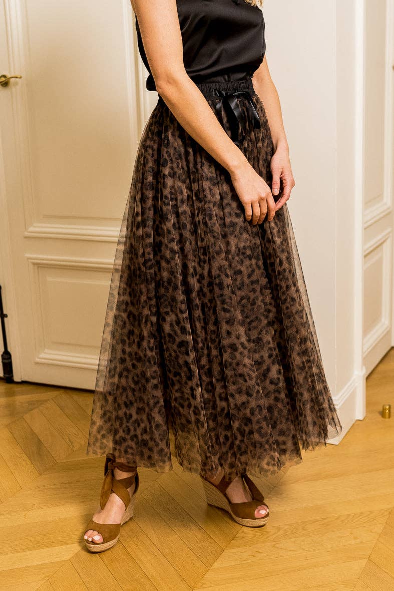 Aria tulle skirt in large leopard print