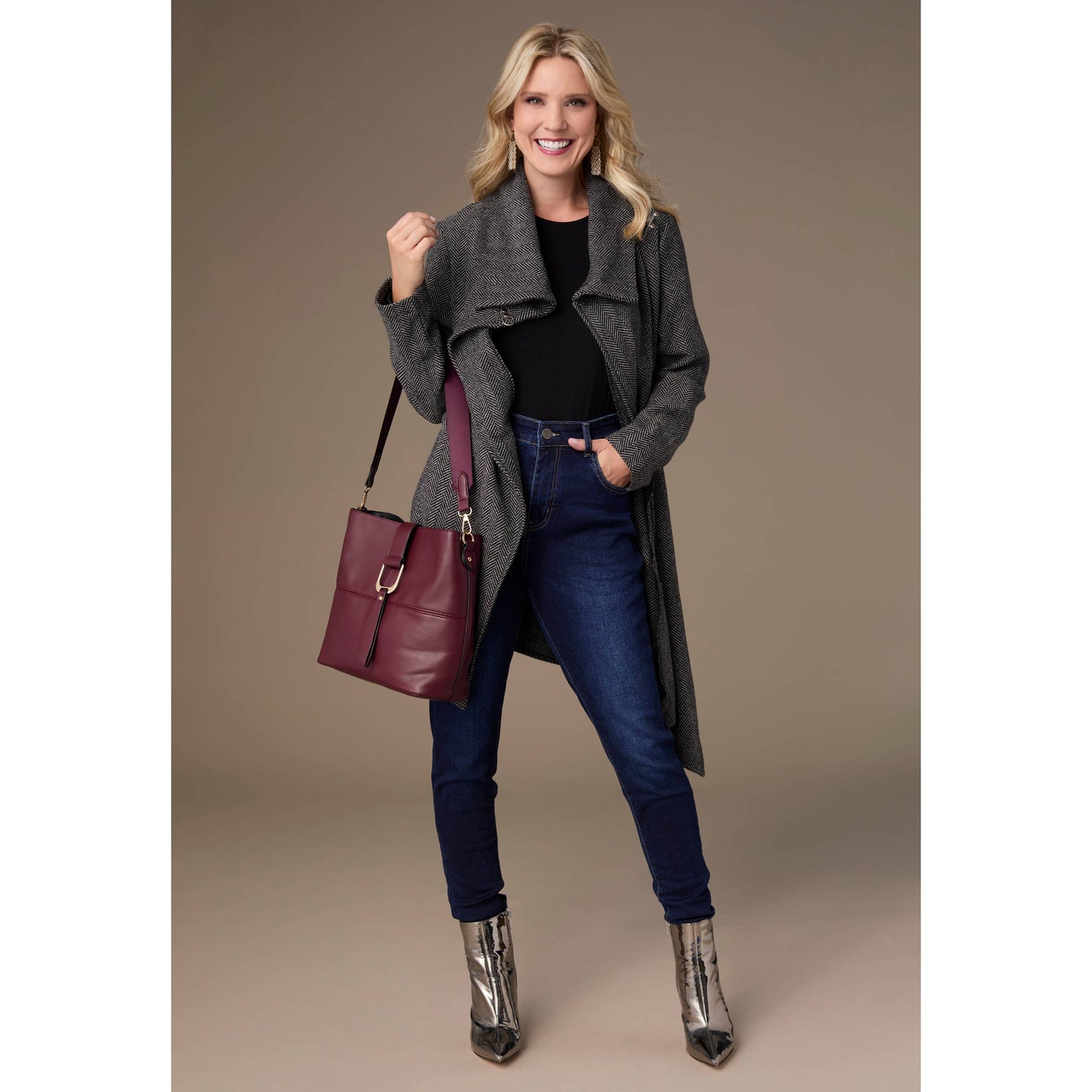 Billy Herringbone Cardigan with Clasp - Fall: Black