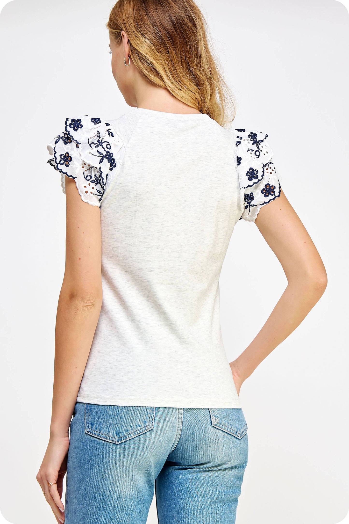 Embroidered Eyelet Lace Short Sleeve Knit Tee Top: Light Heather Grey
