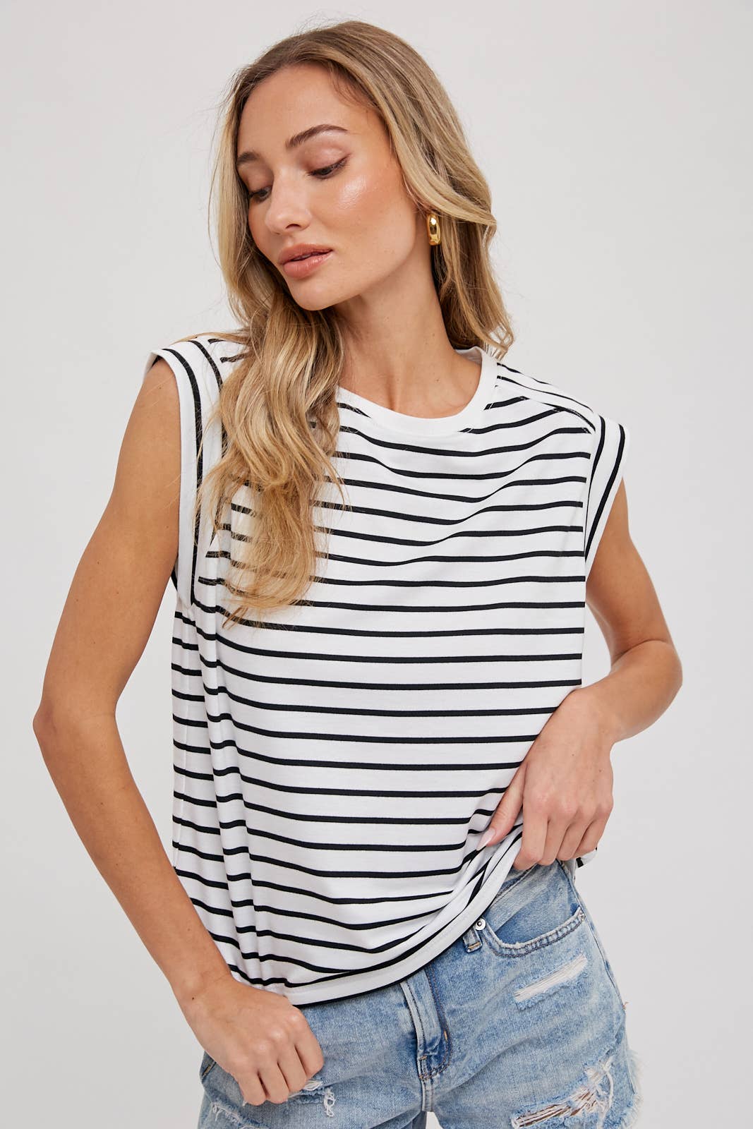 STRIPED TEE: IVORY