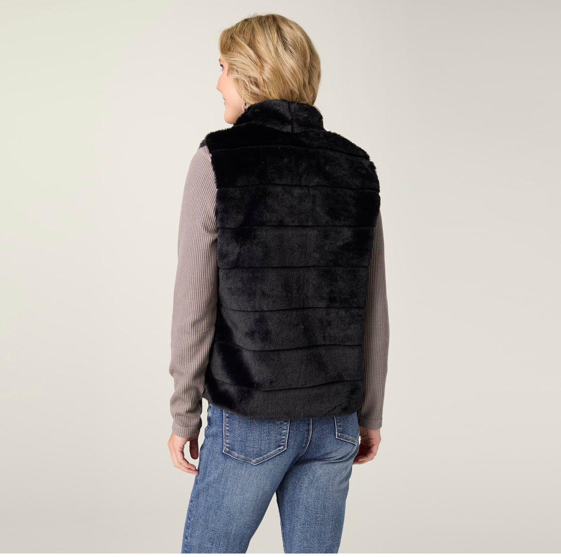 CHARLAINE FAUX FUR VEST WITH POCKETS-BLACK