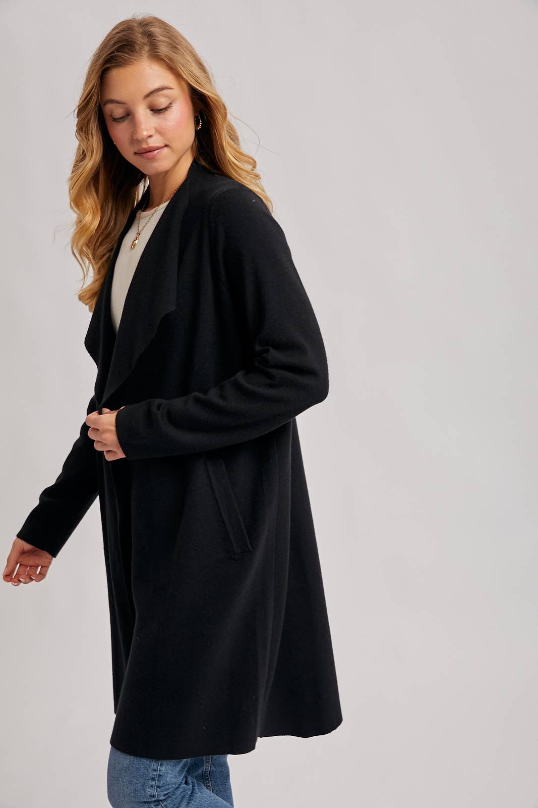 MODERN OPEN FRONT LONGLINE KNIT CARDIGAN: Black