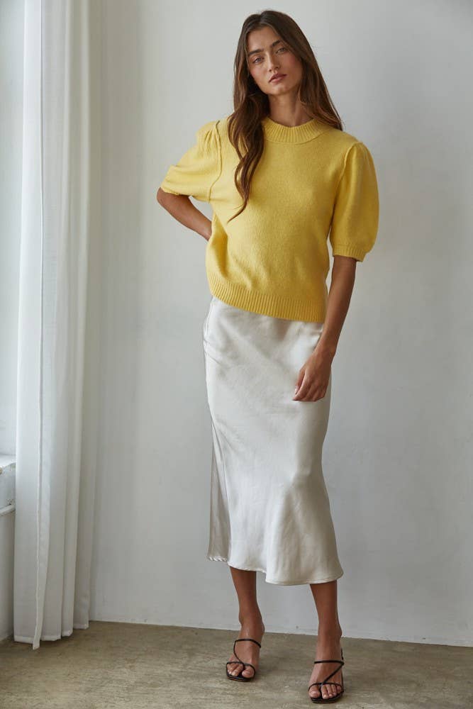 Knit Sweater Short Sleeve Pullover Top: Banana