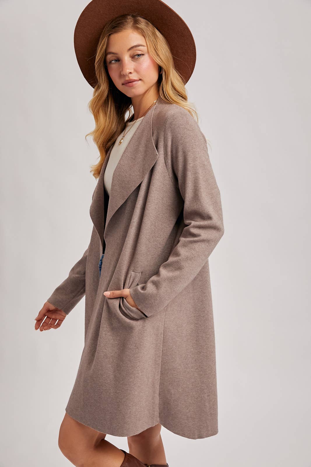 MODERN OPEN FRONT LONGLINE KNIT CARDIGAN: