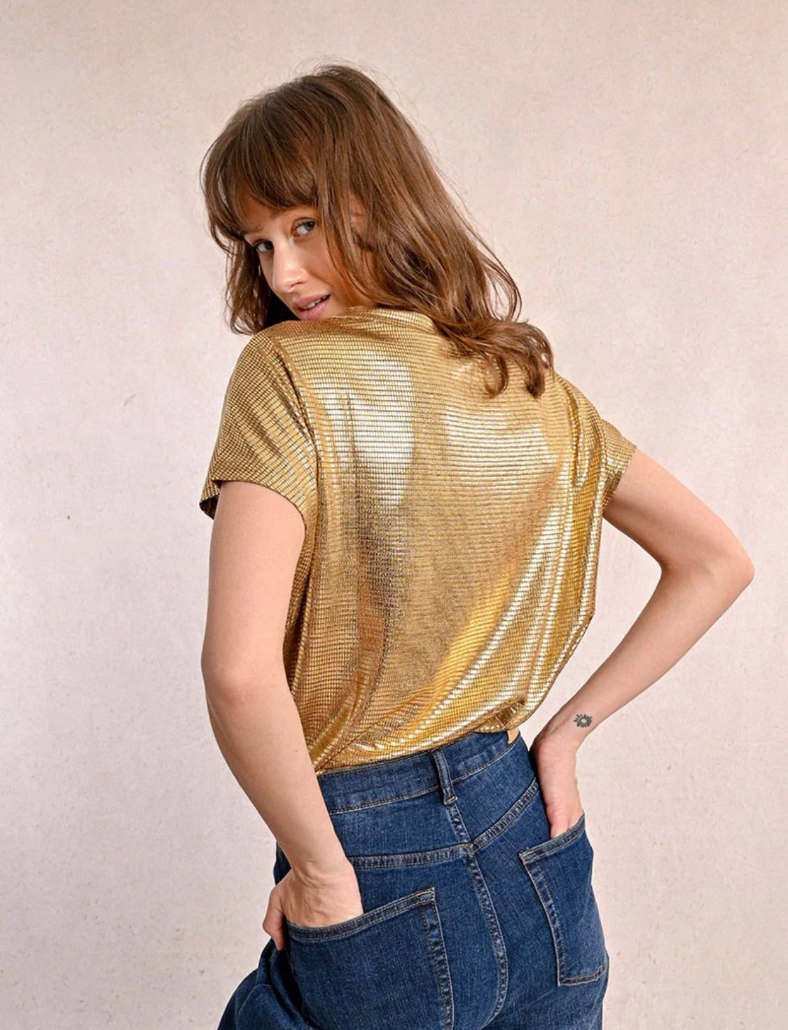 V-Neck jersey top, Gold