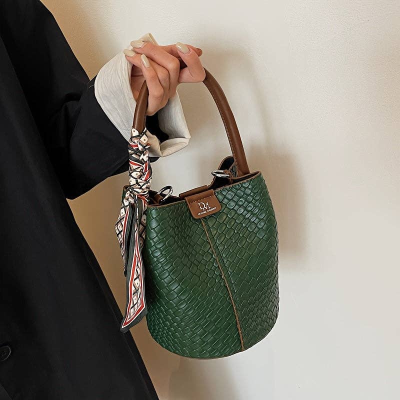 Bucket Bag | Woven Shoulder and Crossbody Bag with Adjustable Detachable Strap: Green