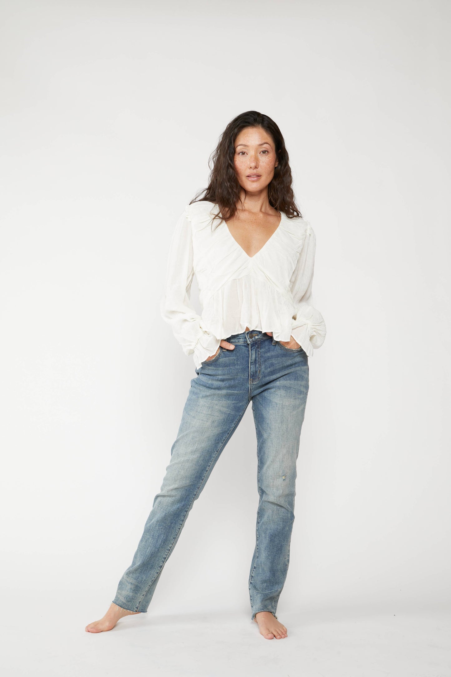 Crosby Mid Rise Relaxed Taper Jean, 4 Year Vintage : Standard