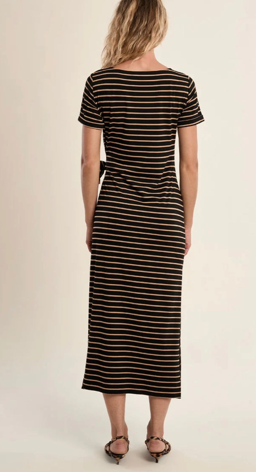 Casual maxi dress with a bow at the waist : Beige/Black