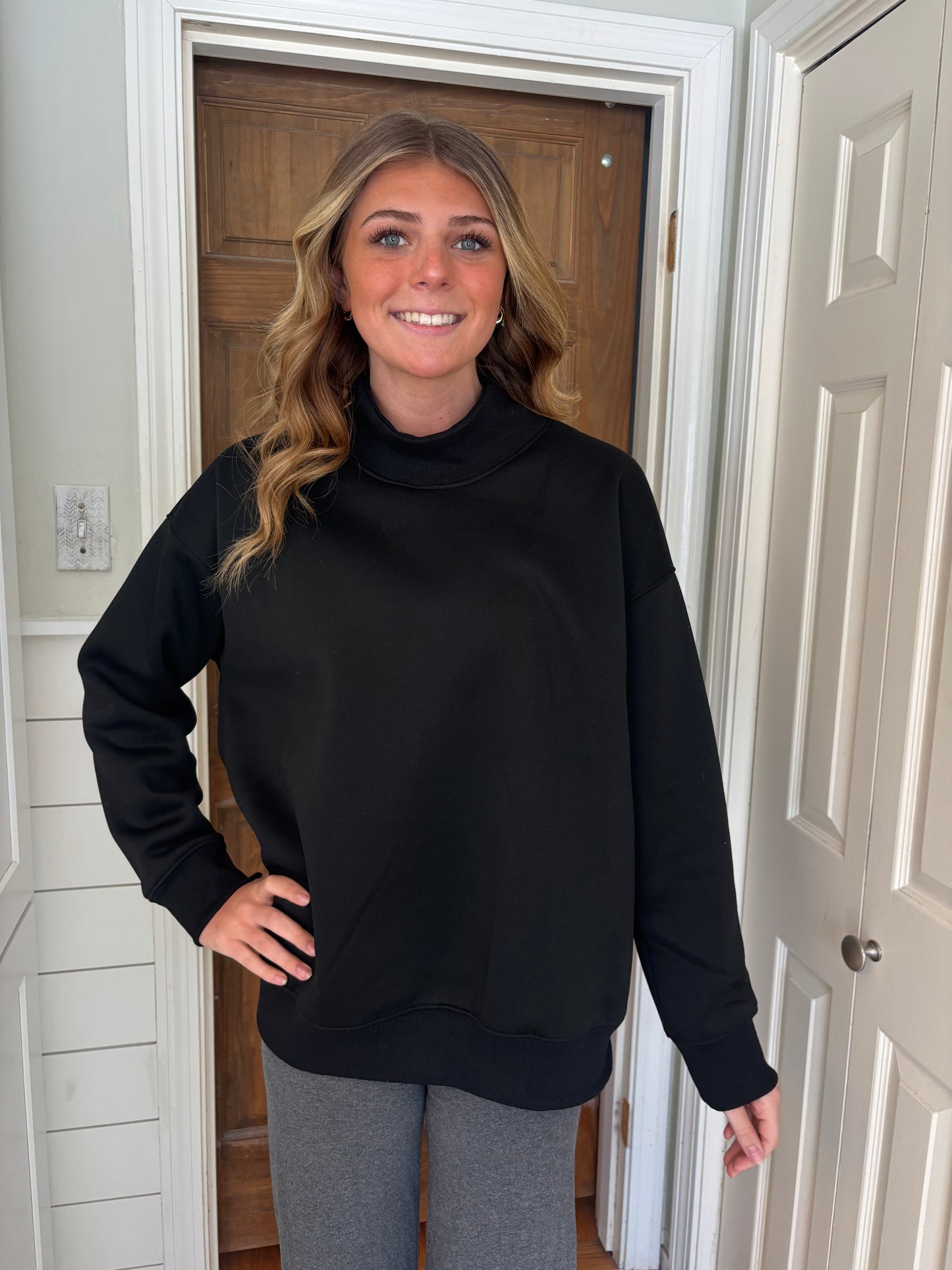 Oversized Mock Neck Top Sweatshirt : Black