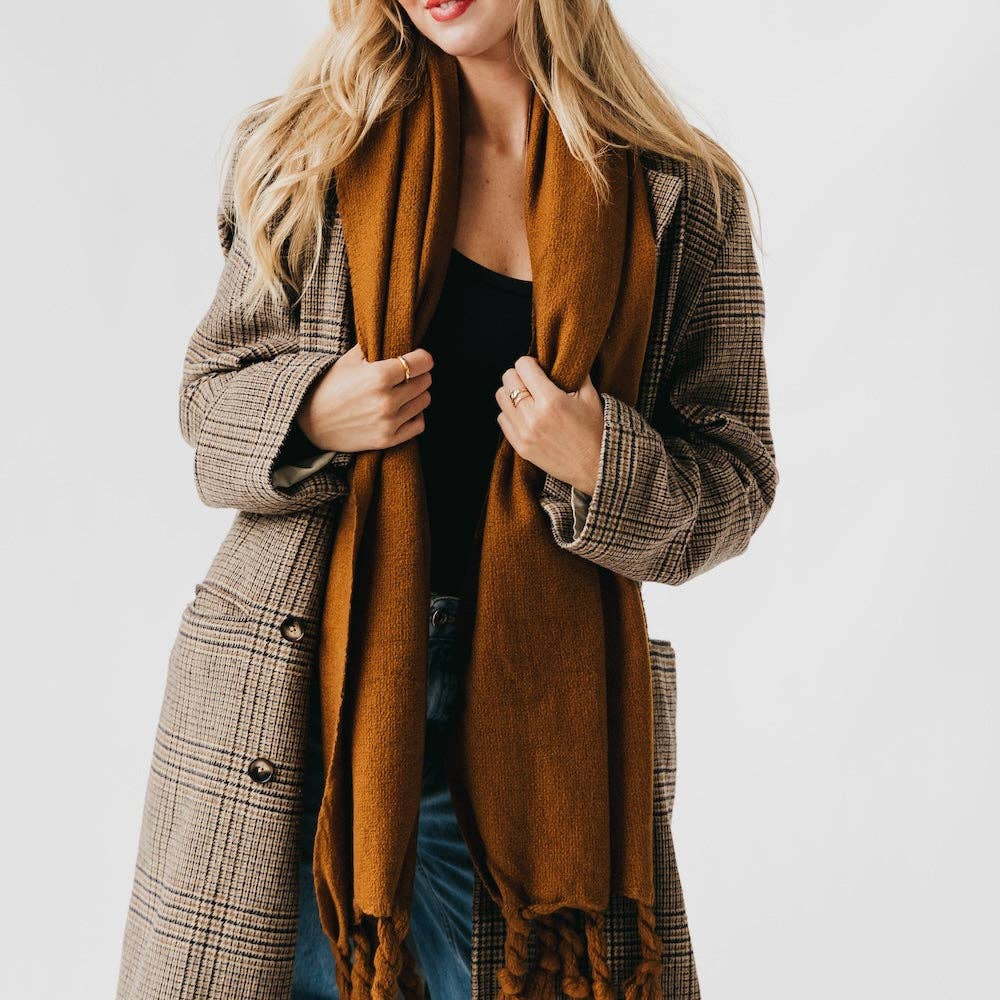 Twyla Twisted Tassel Scarf: Caramel
